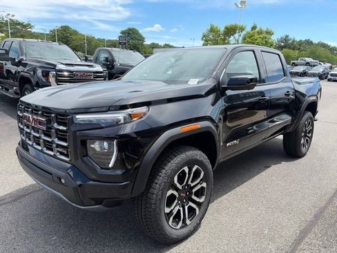 New 2026 GMC Canyon AT4 w/ Nightfall Edition AWD/4WD image 7