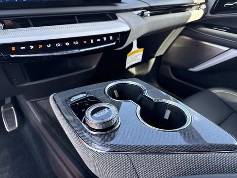 Certified 2025 Cadillac Optiq Sport 1 AWD/4WD image 26