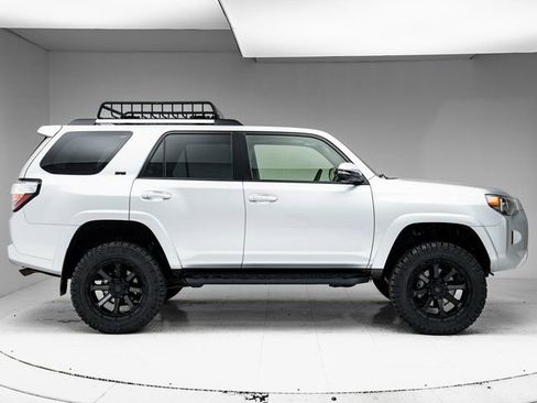 Used 2023 Toyota 4Runner SR5 Premium w/ Moonroof Package image 33