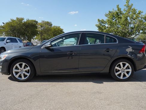 Used 2016 Volvo S60 T5 Premier w/ Convenience Package FWD image 4