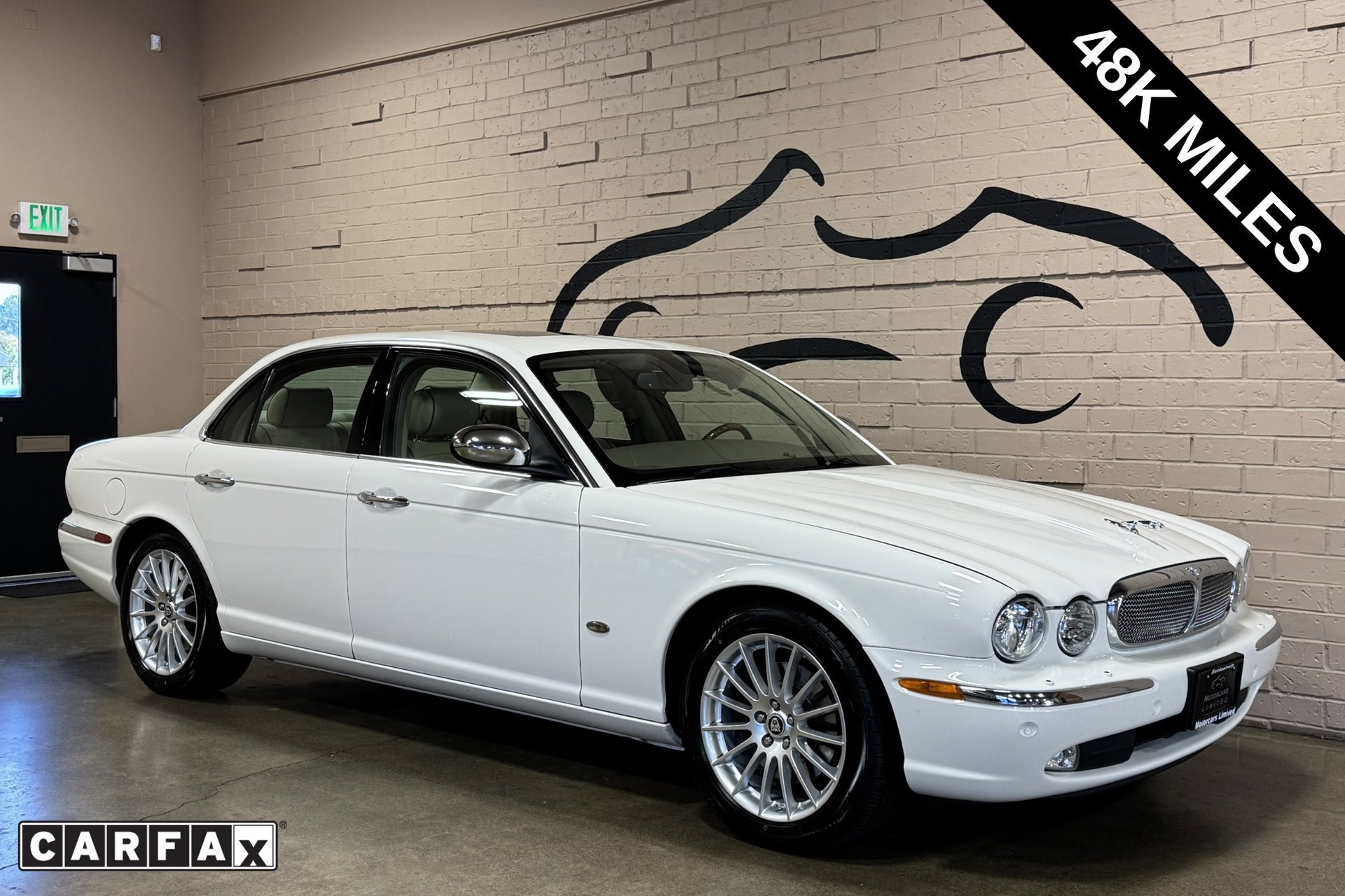 Used 2007 Jaguar XJ8 RWD image 1