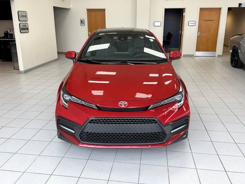 Used 2021 Toyota Corolla SE w/ SE Premium Package image 5