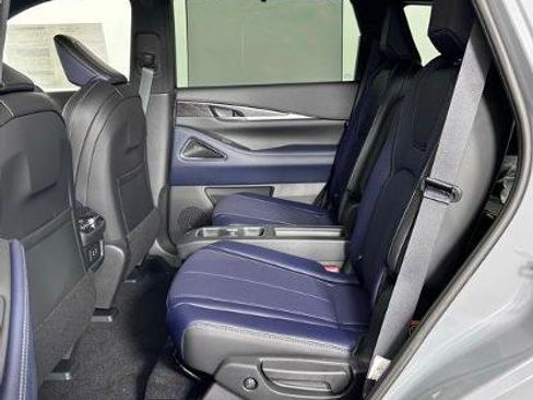 Certified 2026 INFINITI QX60 Sport w/ Dark Cargo Package AWD/4WD image 20