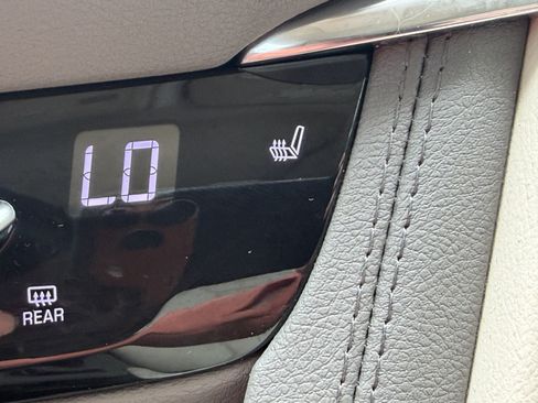 Certified 2024 Cadillac XT5 Premium Luxury FWD image 21