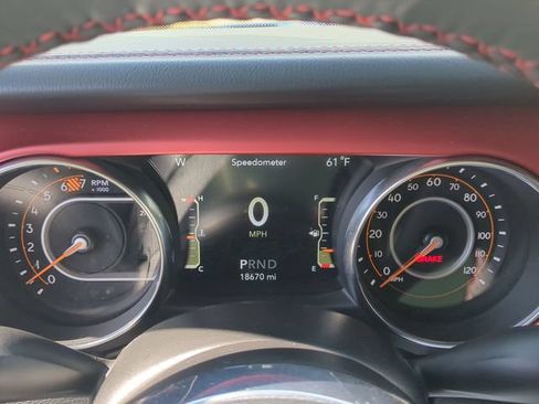Used 2023 Jeep Wrangler Rubicon w/ LED Lighting Group AWD/4WD image 38