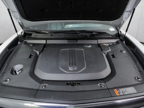 Used 2024 Cadillac Lyriq Sport AWD/4WD image 33