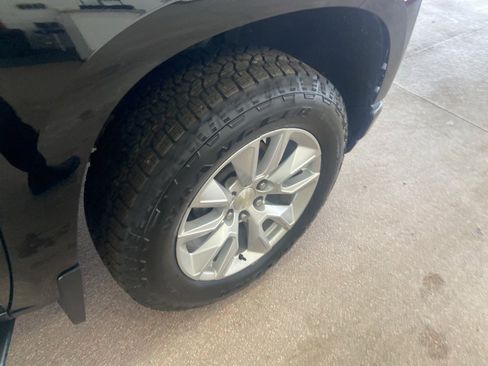 Used 2019 Chevrolet Silverado 1500 Custom w/ Custom Value Package image 20