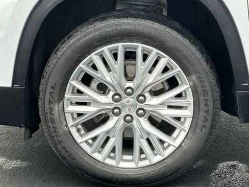 Used 2024 GMC Acadia Elevation image 32