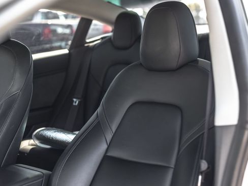 Used 2021 Tesla Model 3 Performance AWD/4WD image 10