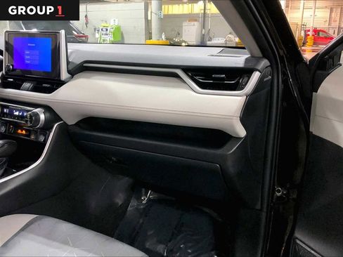 Used 2023 Toyota RAV4 XLE image 18