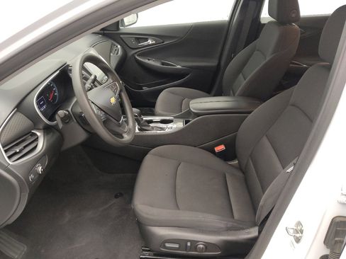 Used 2023 Chevrolet Malibu LT image 17