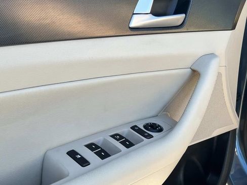 Used 2017 Hyundai Sonata Sport w/ Cargo Package image 11