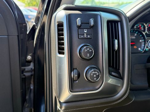 Used 2015 Chevrolet Silverado 2500 LTZ w/ Duramax Plus Package AWD/4WD image 12