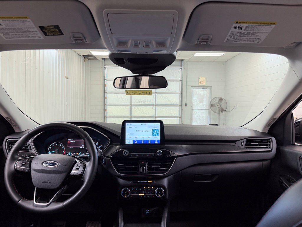Used 2022 Ford Escape SEL w/ SEL Stealth AWD Package image 27