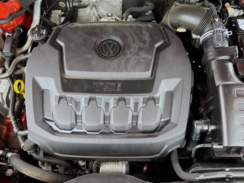 Used 2019 Volkswagen Tiguan SEL image 70