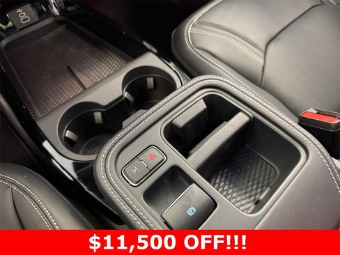 New 2025 Ford Mustang Mach-E Premium image 17