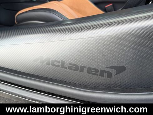 Used 2025 McLaren 750S RWD image 24