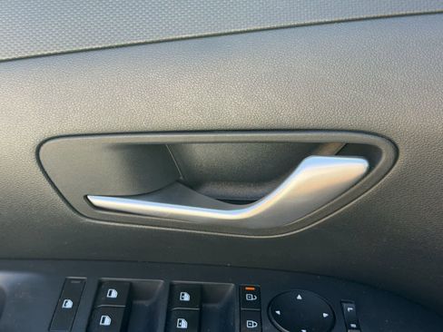 Used 2025 Hyundai Tucson SEL image 11