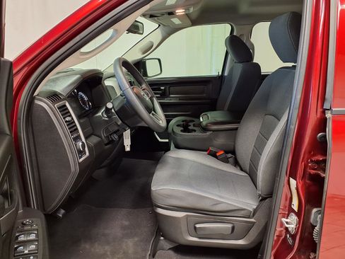 Used 2021 RAM 1500 Tradesman w/ Chrome Plus Package image 24