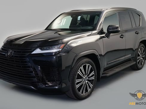 Used 2026 Lexus LX 700h Luxury w/ Appearance Package image 3