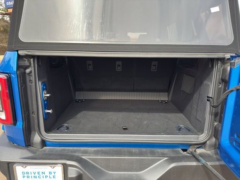 Used 2023 Ford Bronco Outer Banks image 15