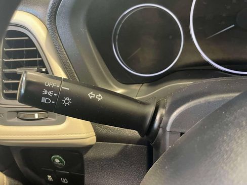 Used 2021 Honda HR-V LX image 23