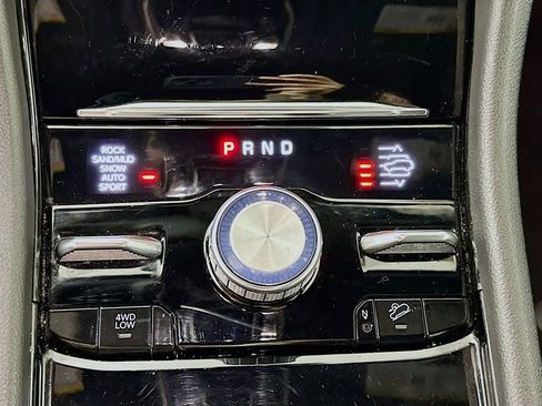 Certified 2023 Jeep Grand Cherokee L Overland w/ Luxury Tech Group IV image 24