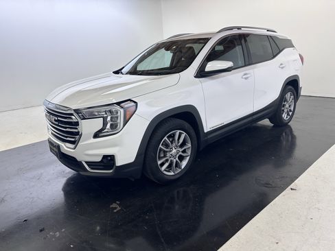 Used 2022 GMC Terrain SLT image 10