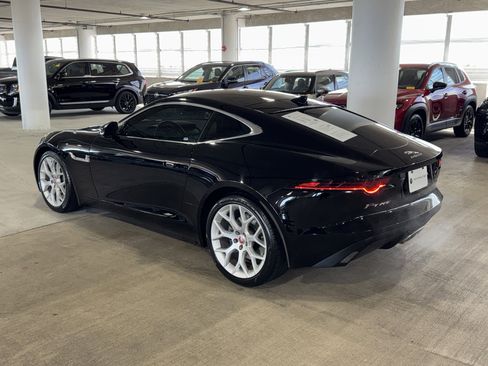 Used 2019 Jaguar F-TYPE Coupe image 6