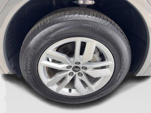 Used 2023 Audi Q5 2.0T Premium w/ Convenience Package image 89