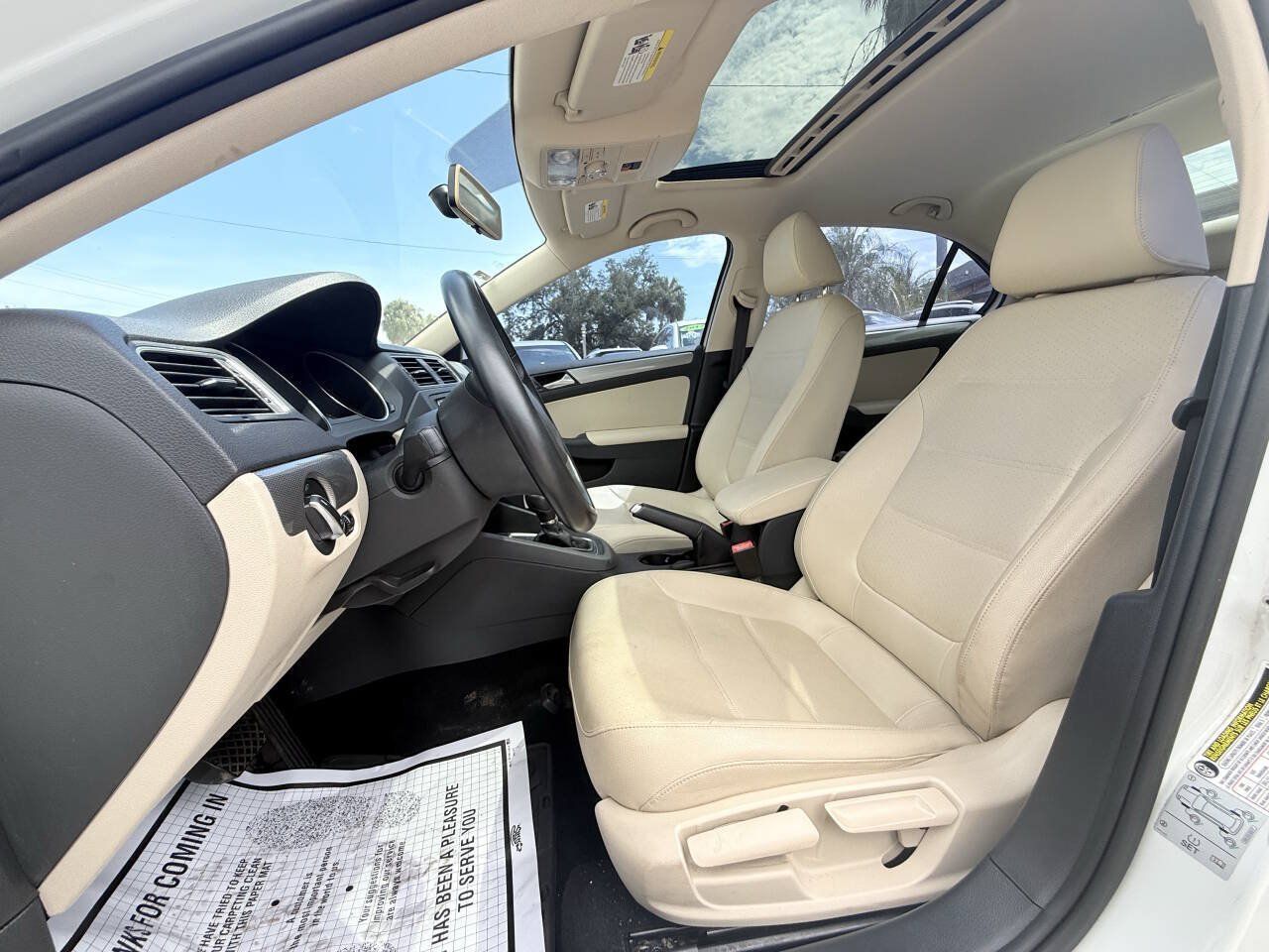 Used 2018 Volkswagen Jetta SE FWD image 13
