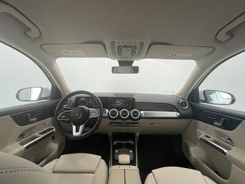 Certified 2022 Mercedes-Benz GLB 250 4MATIC image 21