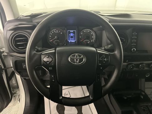 Used 2020 Toyota Tacoma SR image 16