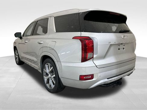 Used 2022 Hyundai Palisade Limited w/ Cargo Package FWD image 3