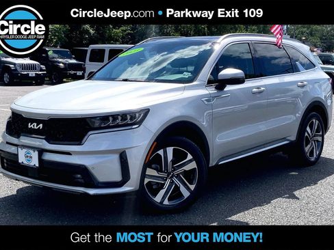 Used 2023 Kia Sorento EX w/ Panoramic Sunroof Package AWD/4WD image 1