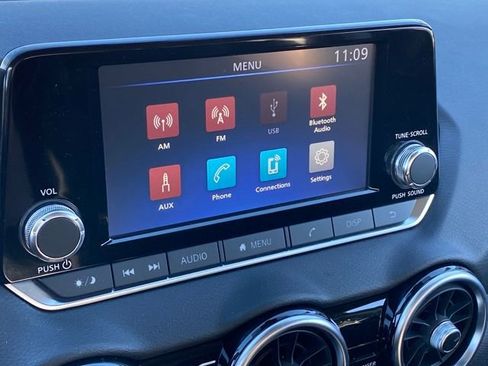 New 2025 Nissan Sentra S image 18