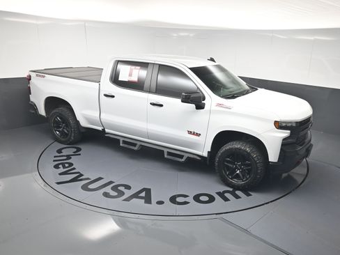 Used 2021 Chevrolet Silverado 1500 LT Trail Boss w/ Convenience Package II AWD/4WD image 32