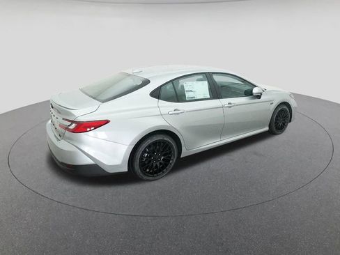 New 2026 Toyota Camry LE image 9