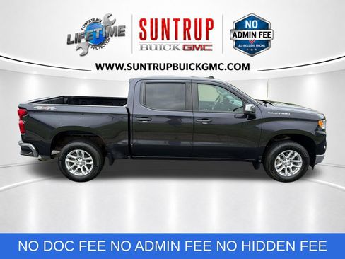 Used 2023 Chevrolet Silverado 1500 LT AWD/4WD image 7