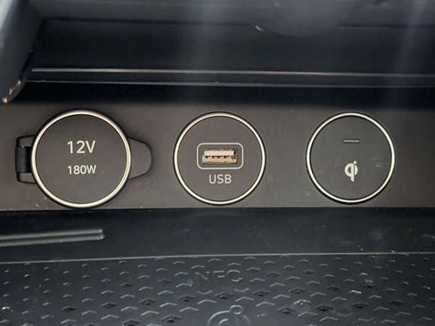 Used 2023 Genesis G70 3.3T w/ Sport Advanced Package image 35