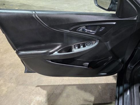 Used 2017 Chevrolet Malibu LT w/ Leather Package image 25