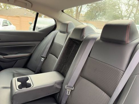 Used 2024 Nissan Altima 2.5 SR image 24