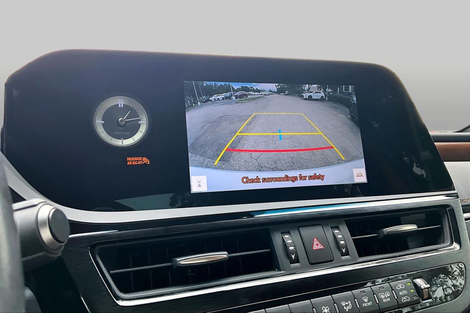 Used 2025 Lexus ES 350 w/ Premium Package FWD image 25