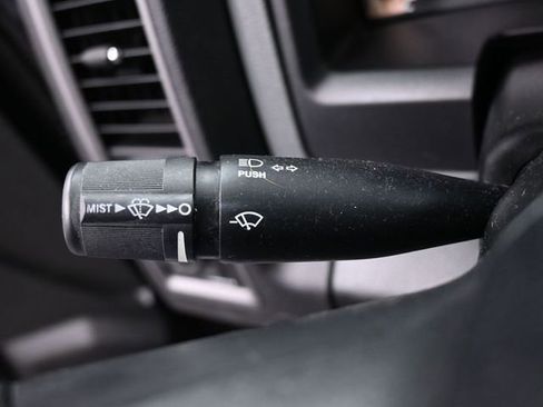 Used 2017 RAM 1500 Express w/ Express Value Package image 32