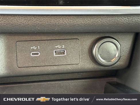 Used 2023 Nissan Rogue S image 22