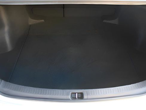 Used 2025 Toyota Corolla LE FWD image 24
