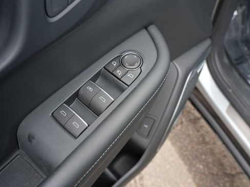 Used 2025 Buick Enclave Sport Touring image 16