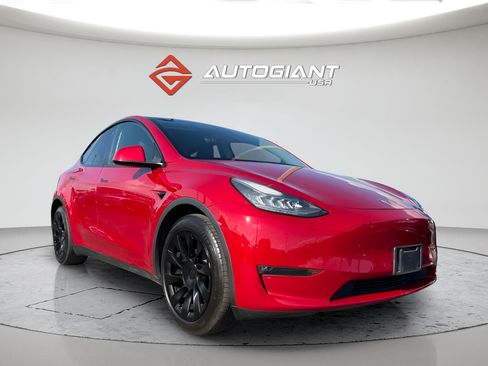 Used 2021 Tesla Model Y 2WD image 11