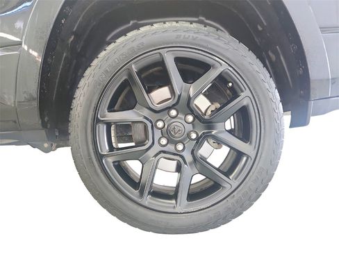 Used 2020 RAM 1500 Laramie w/ Night Edition image 44