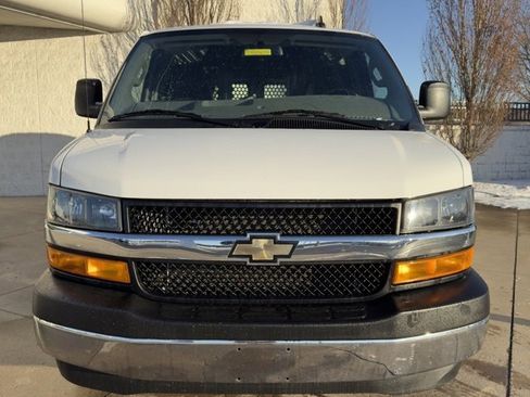 Used 2023 Chevrolet Express 2500 w/ Driver Convenience Package image 8